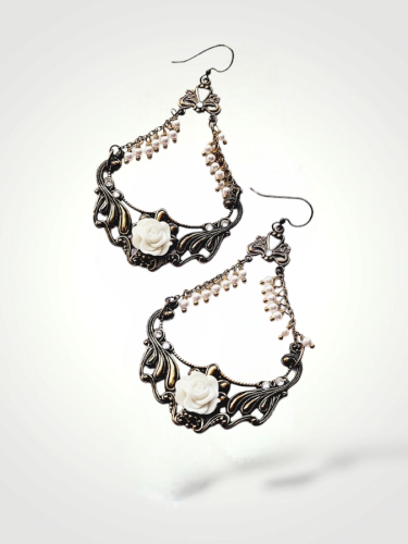 Auskarai "White Roses"